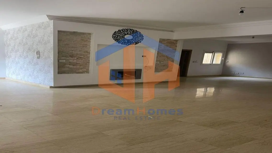 Luxurious Villa for Sale with Private Pool and Garden