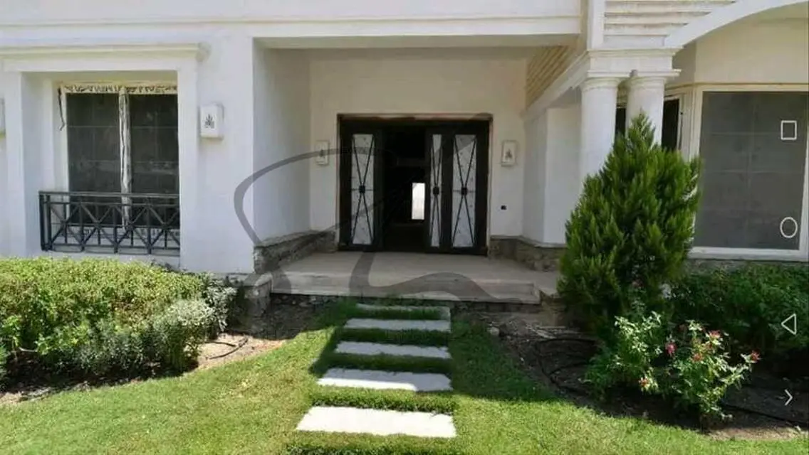فيلا فاخرة للبيع في منطقة ساحرة