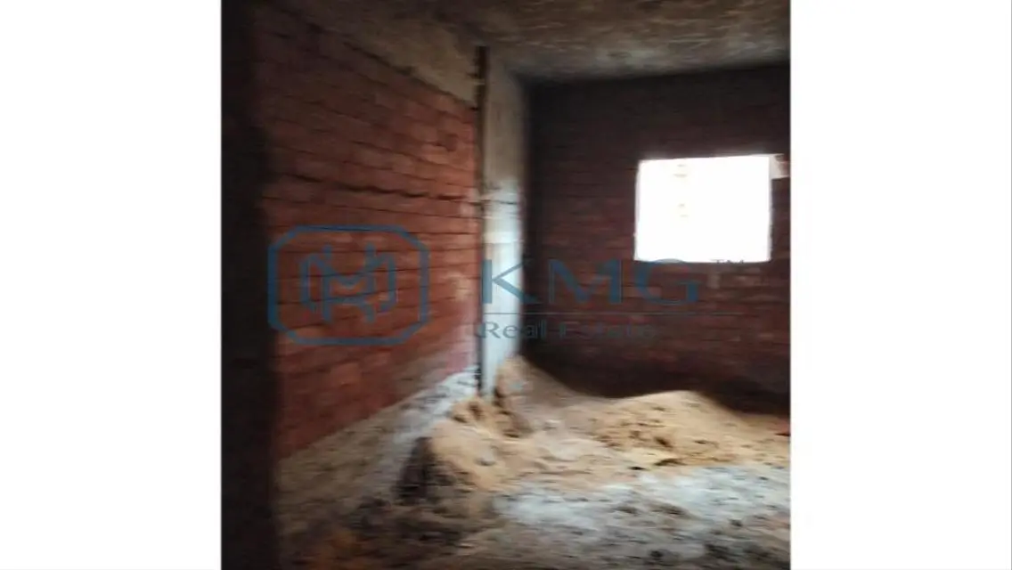 Luxurious Apartment for Sale with Unique Space