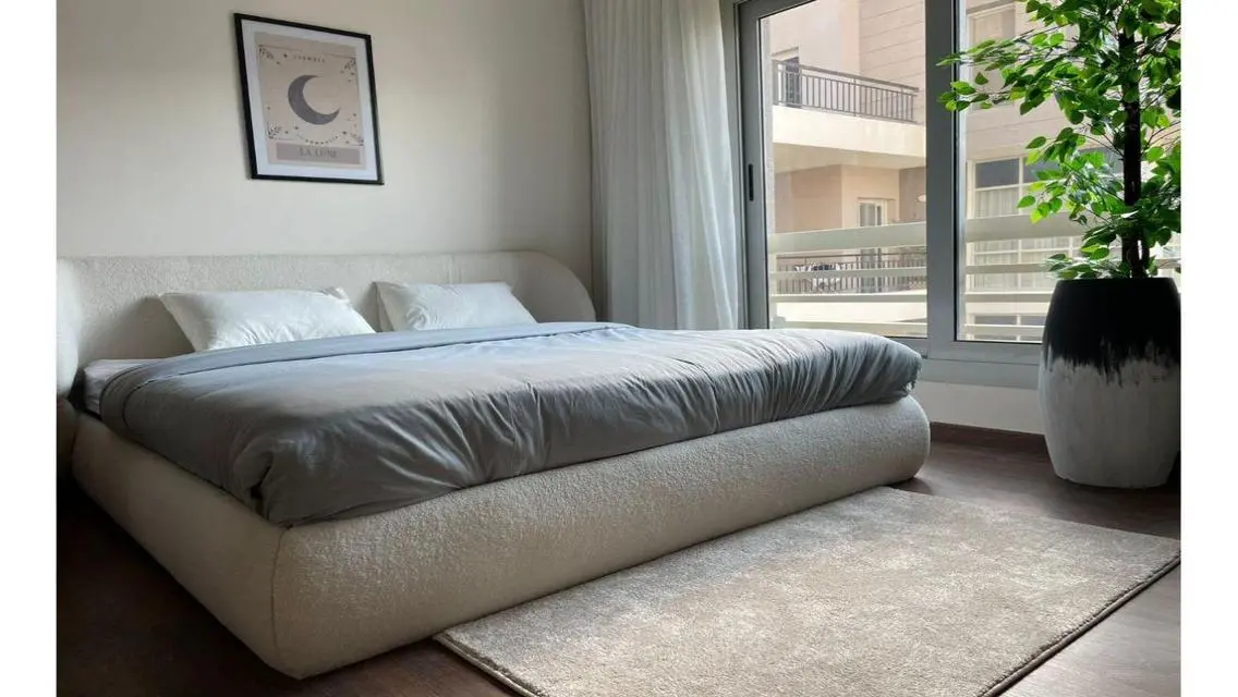 Luxurious Apartment with Garden and Stunning Amenities