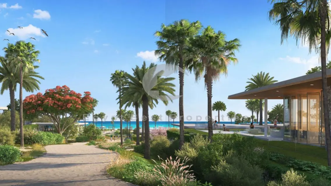 Sea View First-Row Villa - Palm Hills