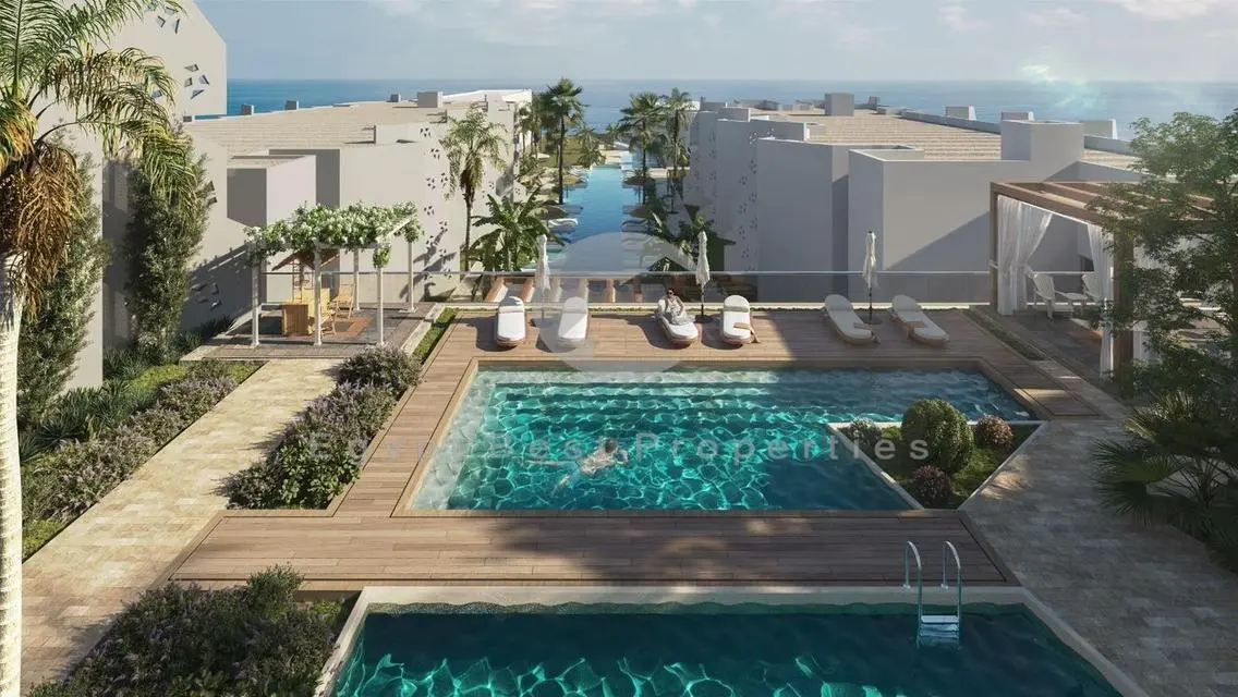 Luxury Apartment in Lakes Area - 10 Rooms