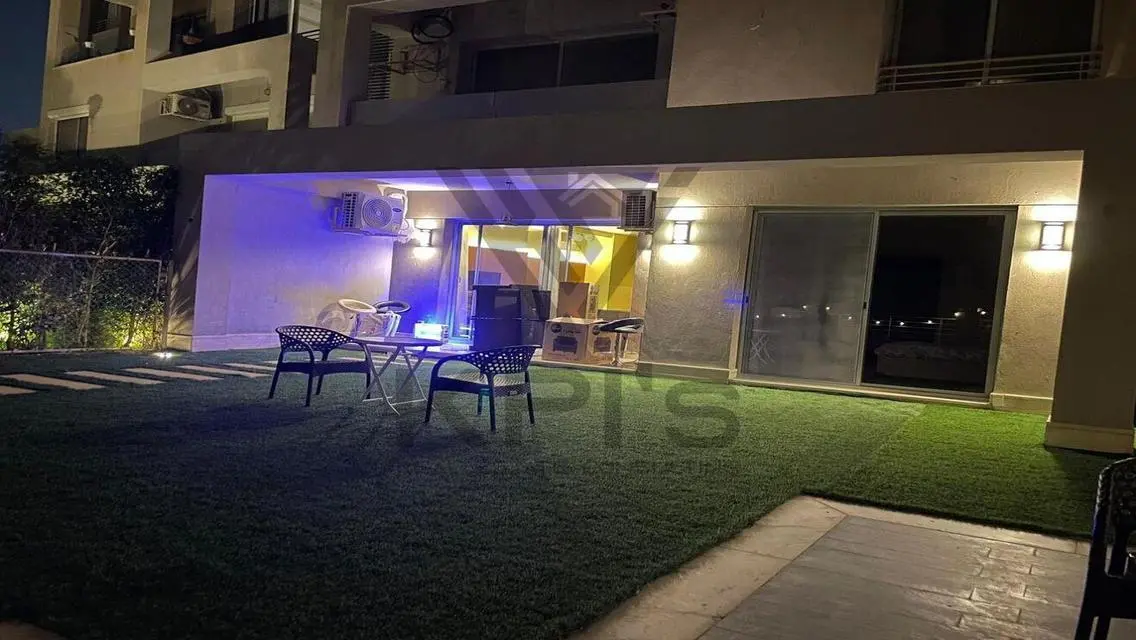 شقة حديثة مع مجموعة من وسائل الراحة للبيع بسعر مغري