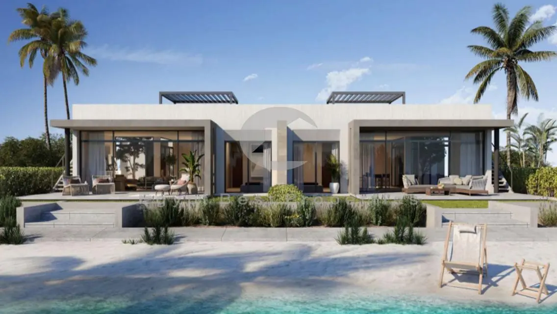 Luxurious Villa for Sale with Elegant Design