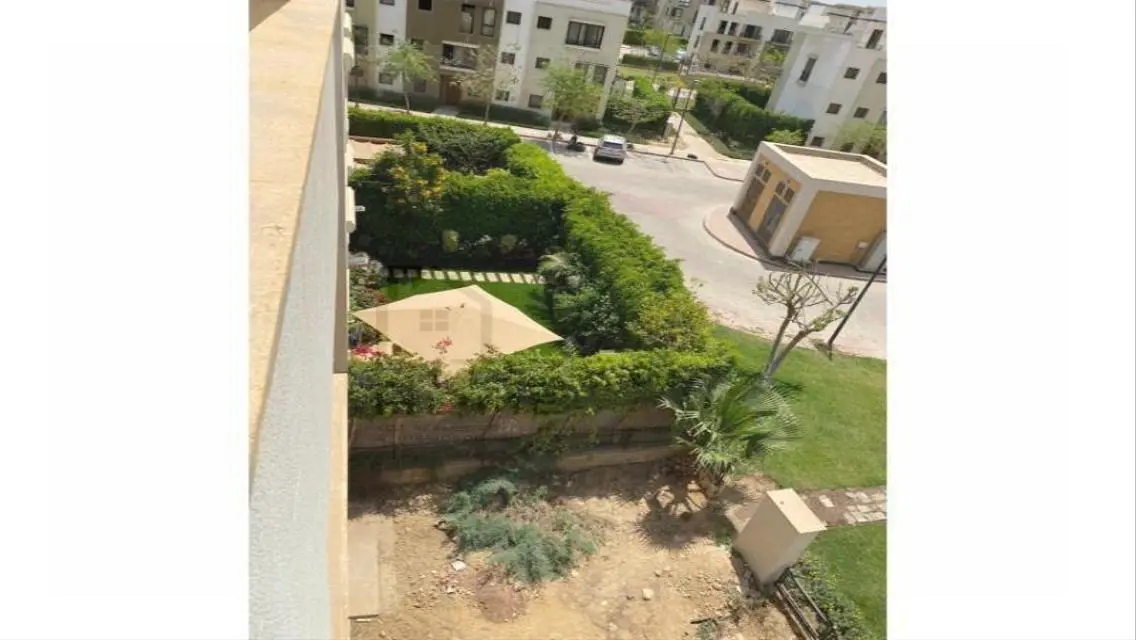 منزل المواطن: شقة فاخرة بمساحة واسعة في قلب المدينة