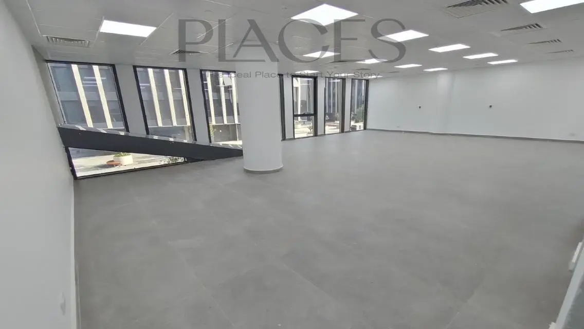 Premium Commercial Property with Meeting Rooms