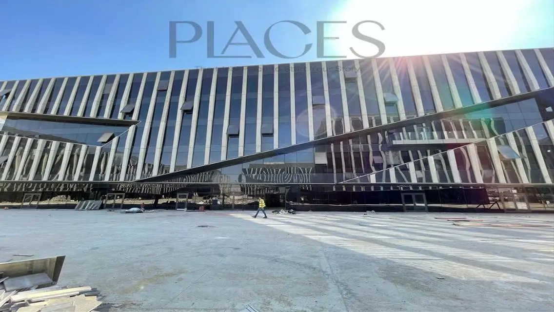 Premium Commercial Property with Meeting Rooms