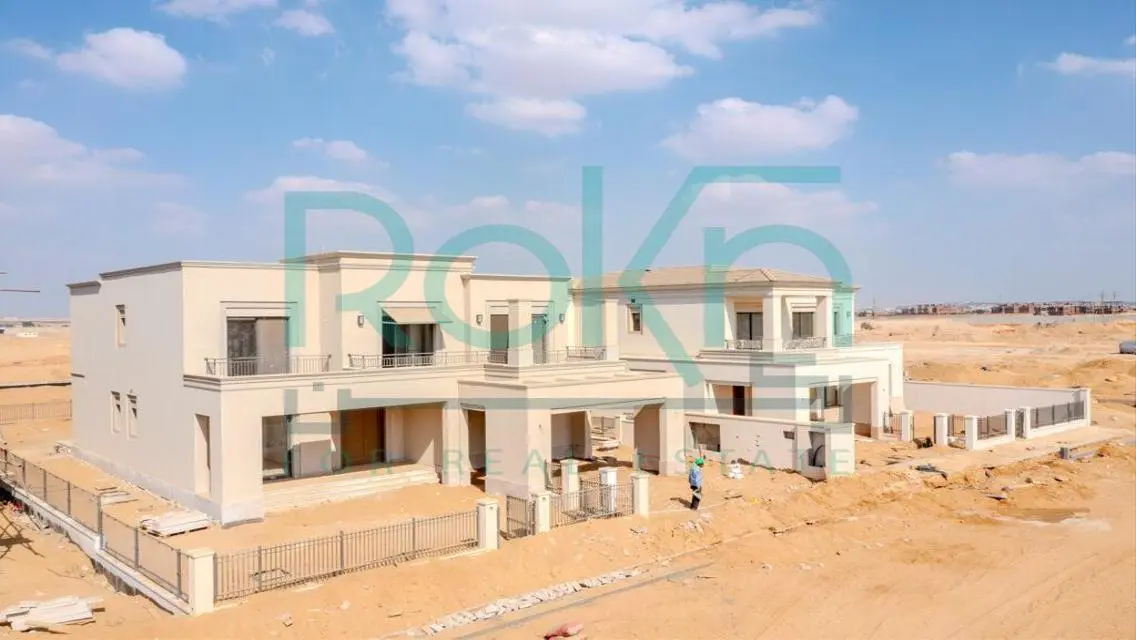 Luxury Villa for Sale with Private Pool and Spacious Garden
