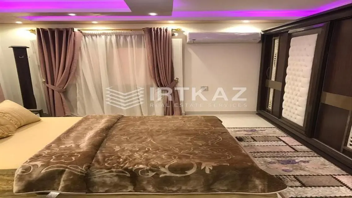 شقة فاخرة بمساحة 130 متر مع إطلالة على معلم رئيسي