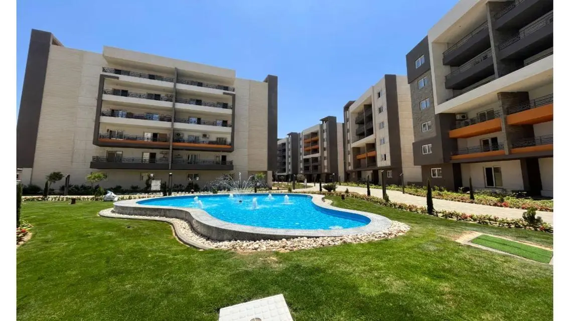 Luxury Villa in Rock-Eden for 2,200,000