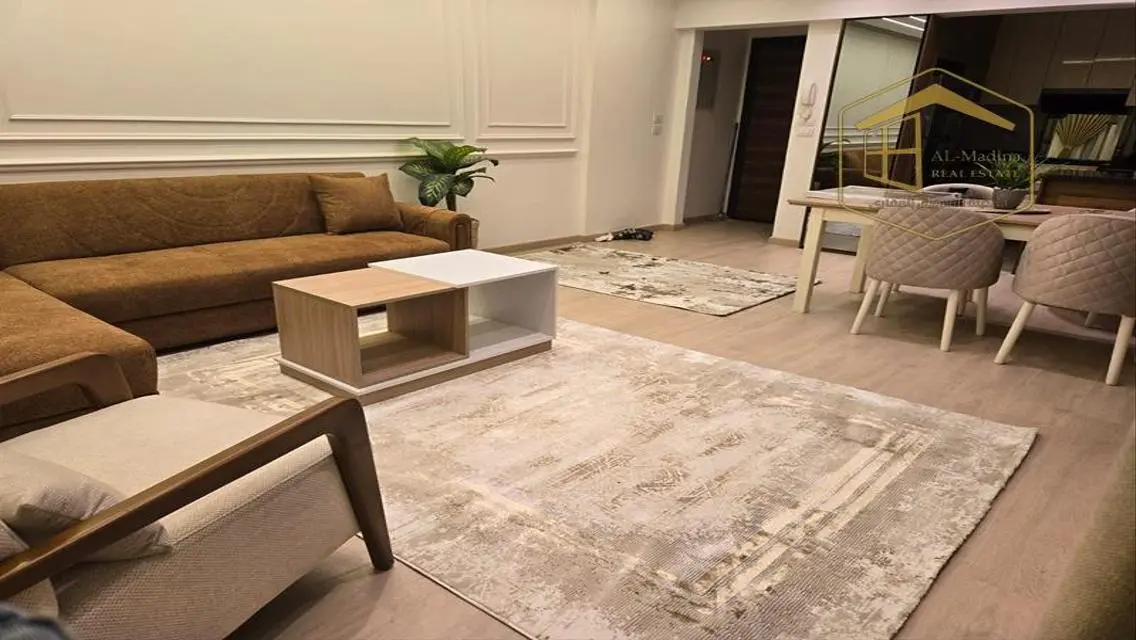 Luxury Apartment with Amenities in a Prime Location