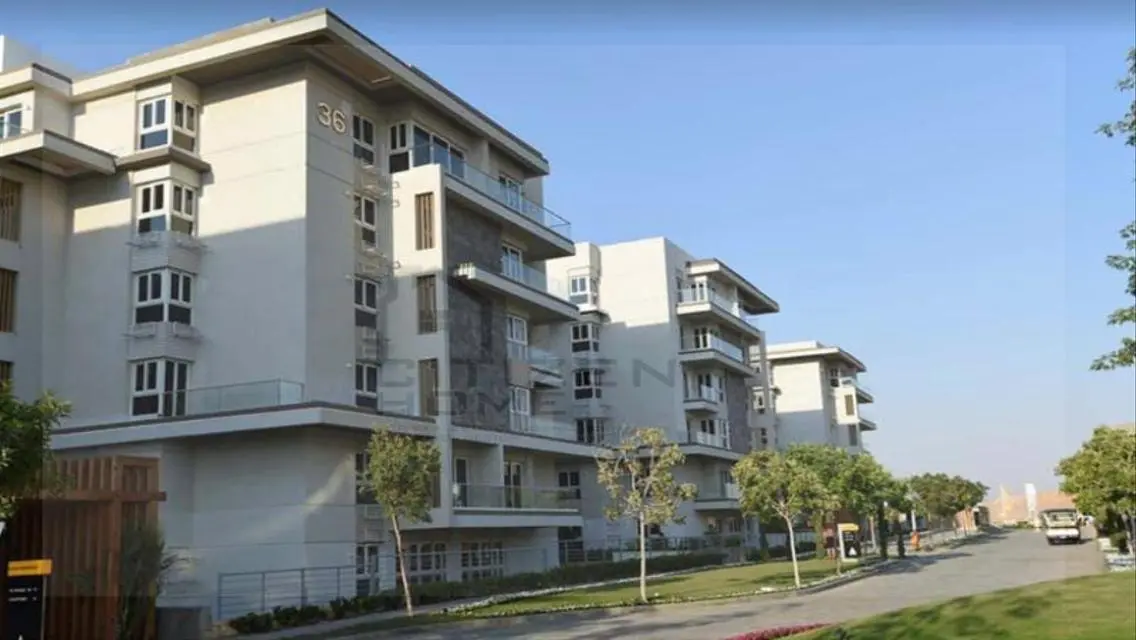 Luxury Apartment for Sale in Club Park - 150 sqm