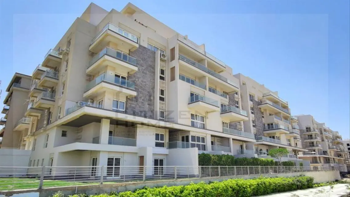 Luxury Apartment for Sale in Club Park - 150 sqm