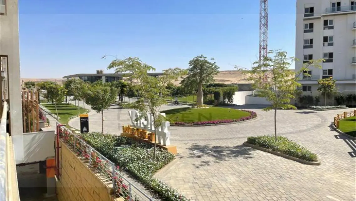 Luxury Apartment for Sale in Club Park - 150 sqm