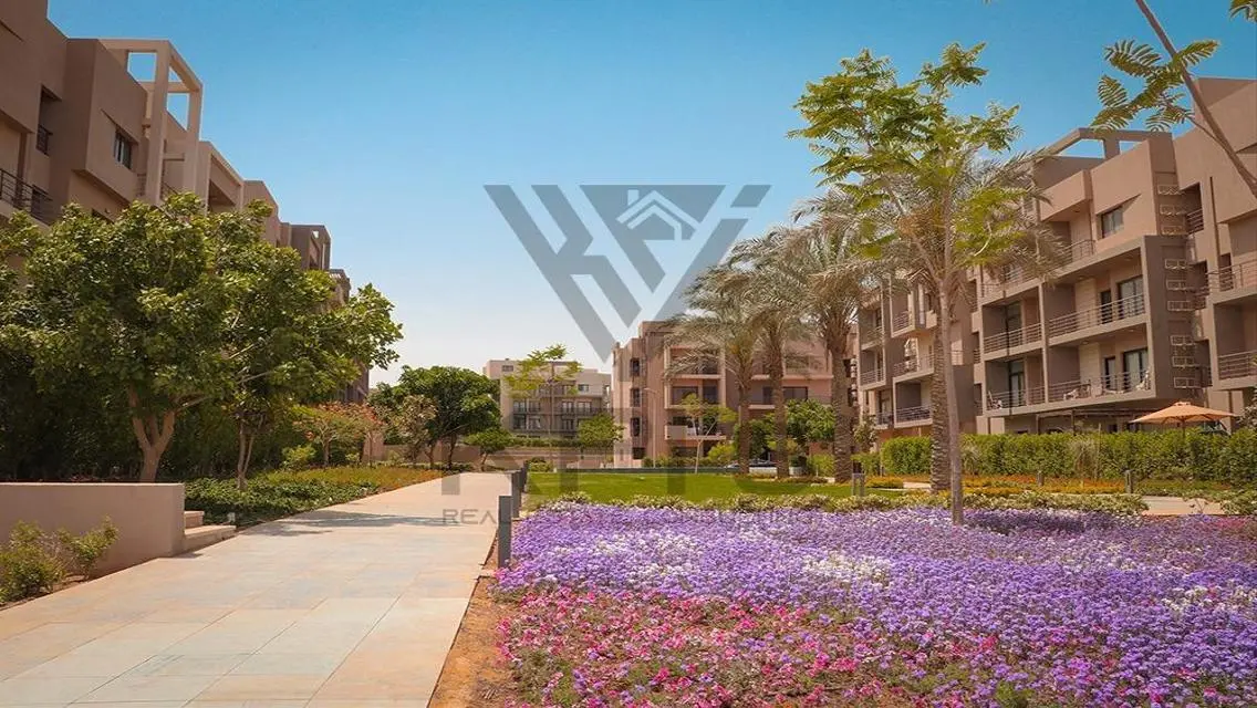 Luxury Apartment in Al-Marasem Compound - Fifth Square