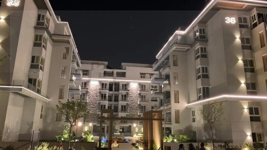 Luxury Apartment with Stunning Views for Sale at Club Park