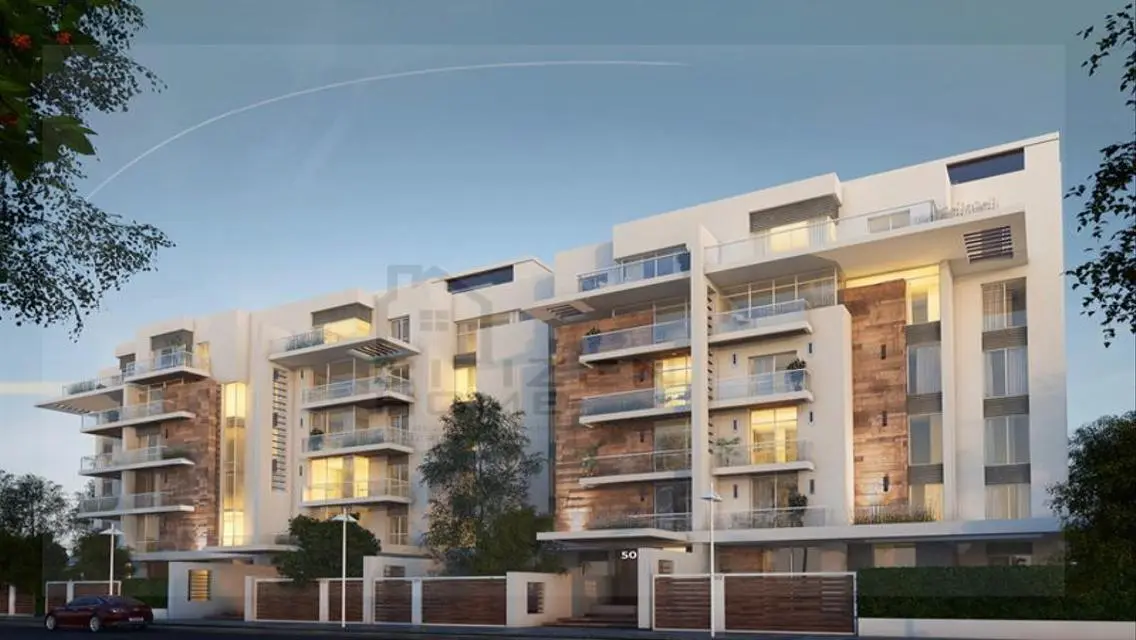 Luxury Apartment with Stunning Views for Sale at Club Park