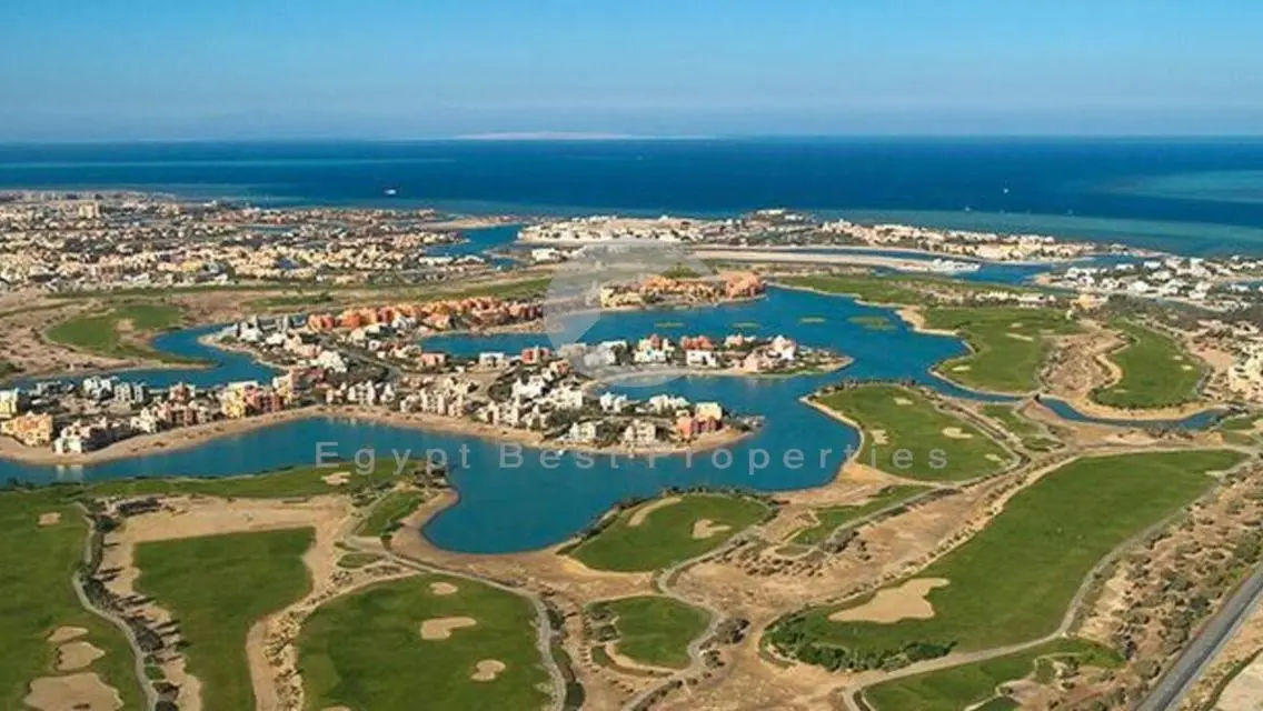 فيلا جديدة في هاسيندا بلو من بالم هيلز