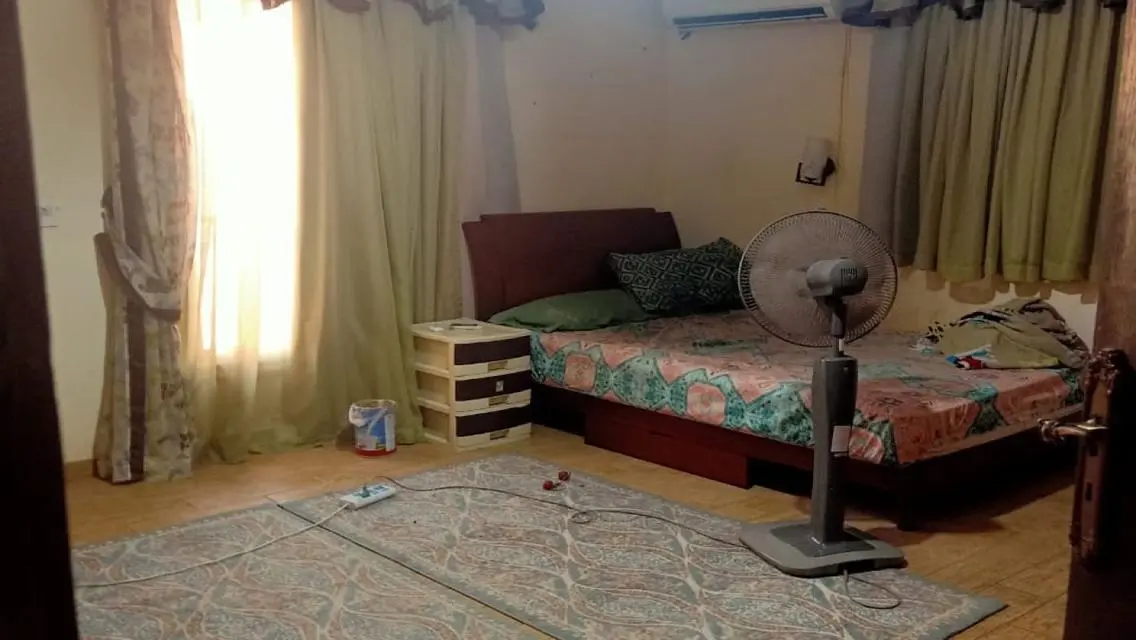 حديقة خاصة مع شرفة - شقة فاخرة بالإيجار بسعر مميز