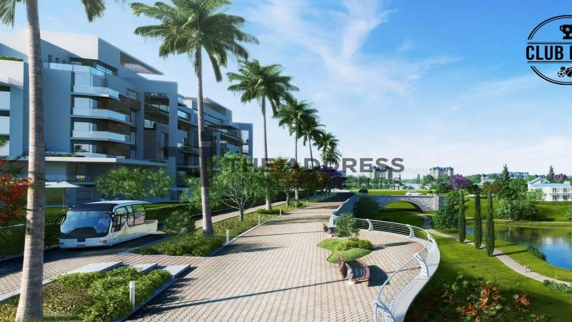 Luxurious Villa for Sale Overlooking Lakes
