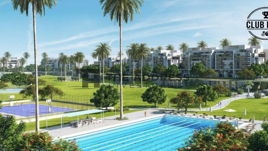 Luxurious Villa for Sale Overlooking Lakes