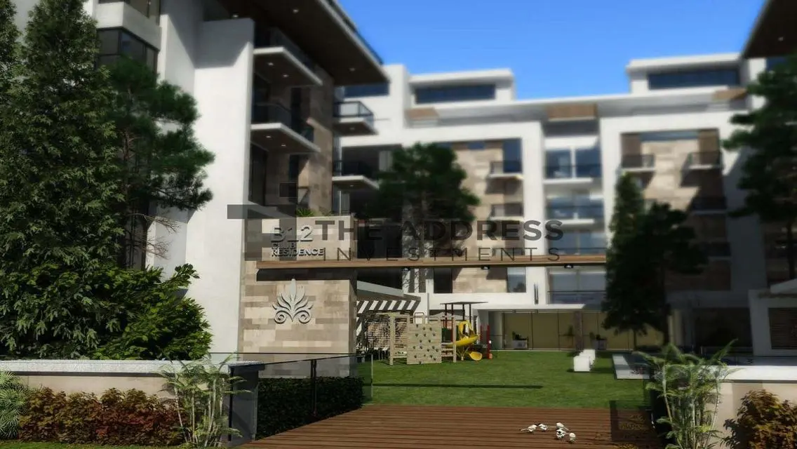 Luxurious Villa for Sale Overlooking Lakes