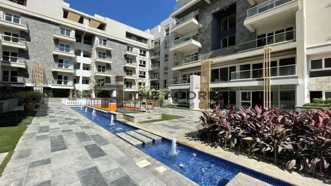 Luxurious Villa for Sale Overlooking Lakes