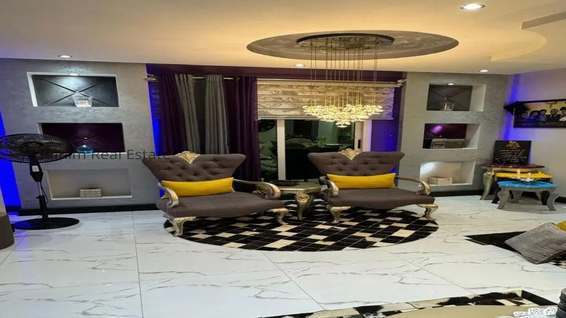Luxurious Property with Terrace and Private Garden