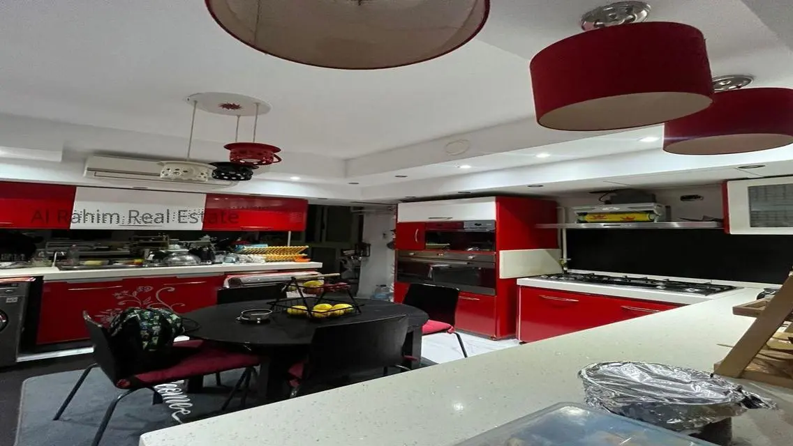 Luxurious Property with Terrace and Private Garden