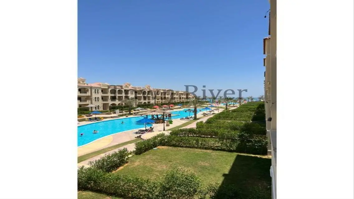 شقة فاخرة بـ270 متر تطل على البحيرات