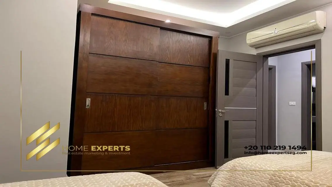 Luxury Apartment with Top-notch Amenities in Prime Location