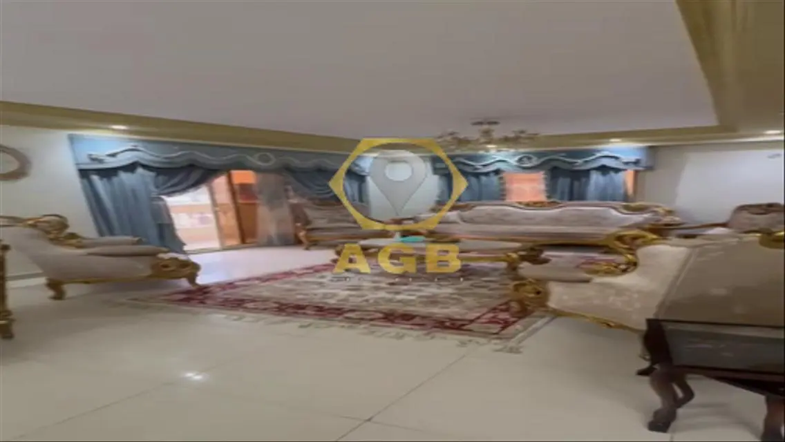 فاخرة شقة للإيجار بمساحة كبيرة