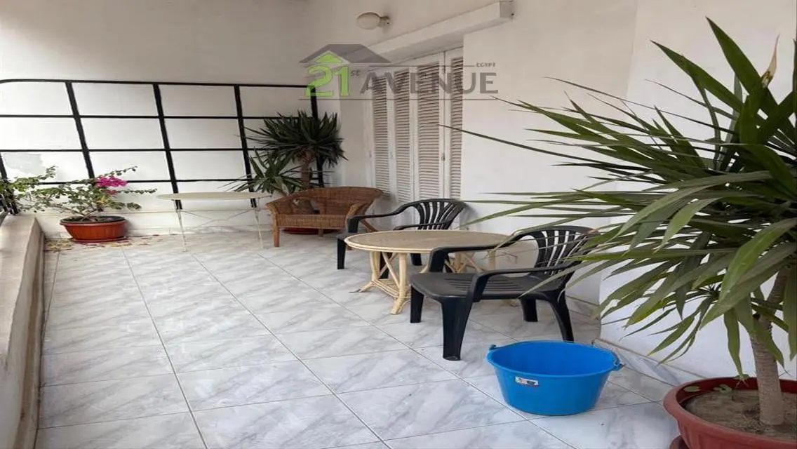 Luxury Apartment for Rent - Modern Building with Spacious Area