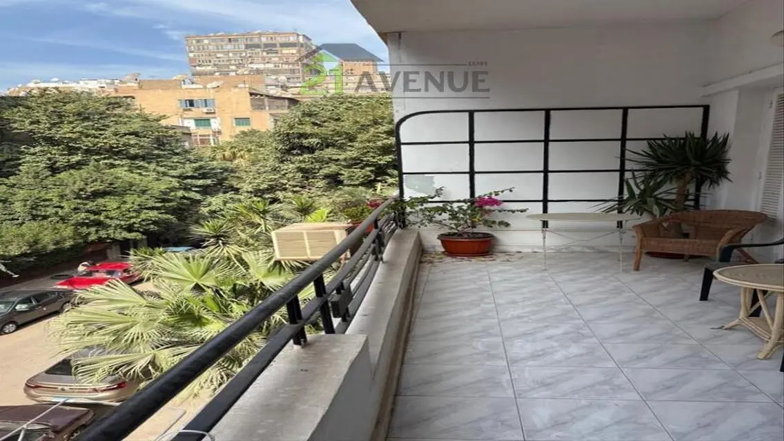 Luxury Apartment for Rent - Modern Building with Spacious Area