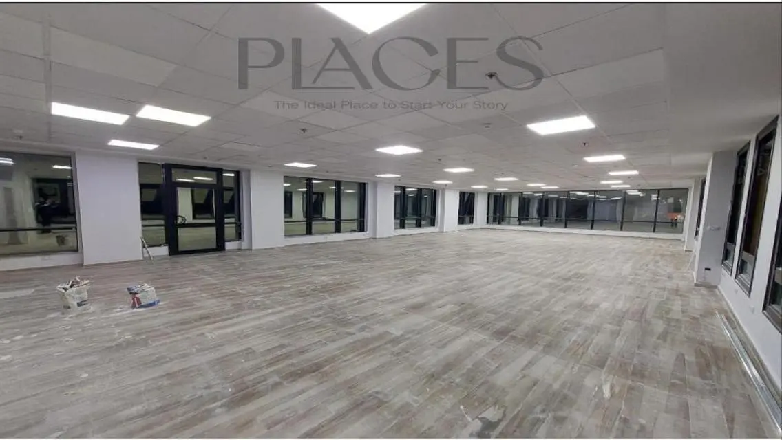 Modern Office for Sale with Spacious Design
