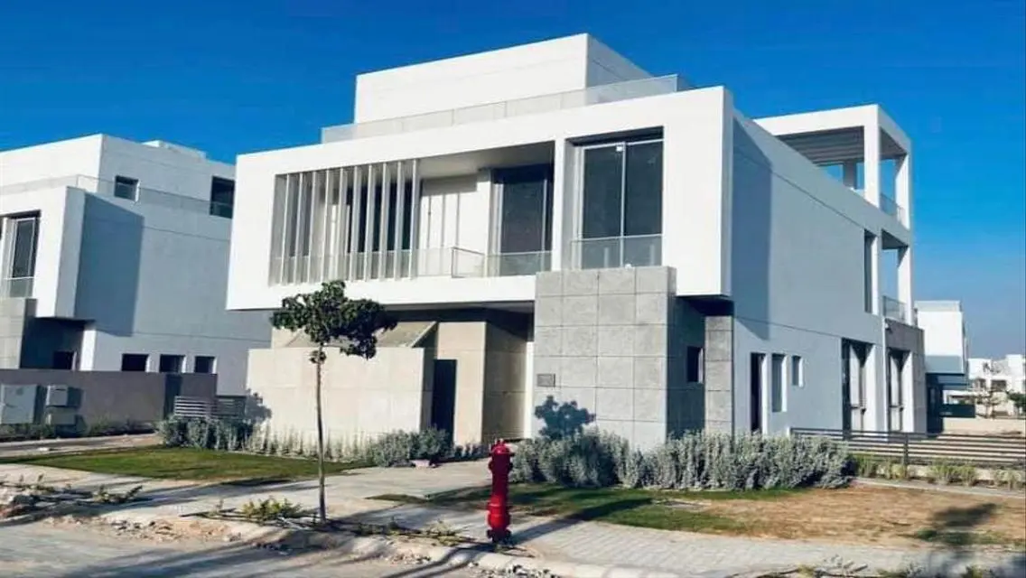 فيلا فاخرة للبيع في جفيرة بسعر مغري