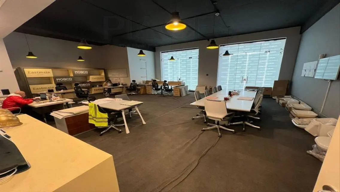 Ideal Office Space with Premier Amenities