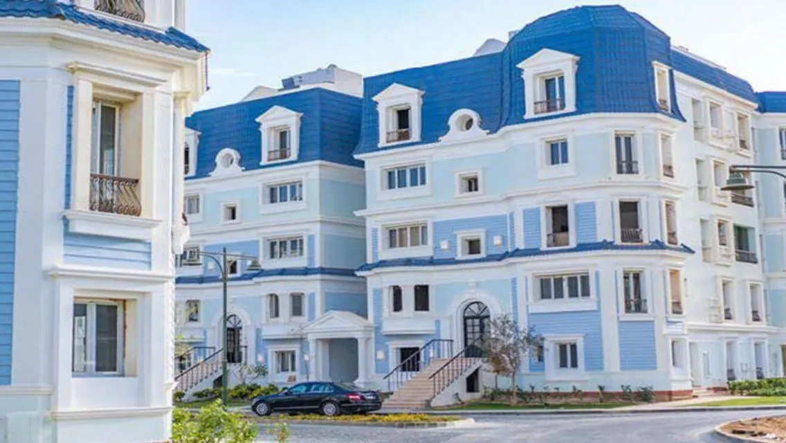 شقة مميزة بمساحة 400 متر بسعر مغري
