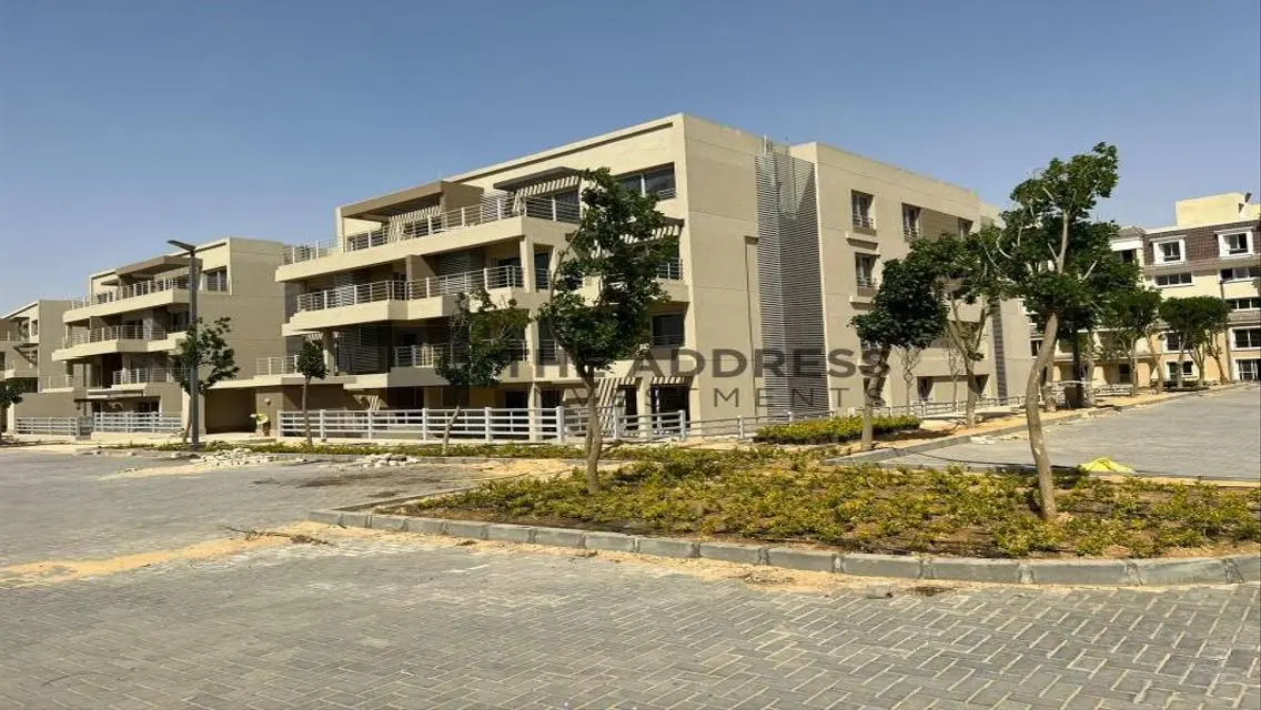 شقة فاخرة مكونة من 3 غرف نوم مع مميزات استثنائية