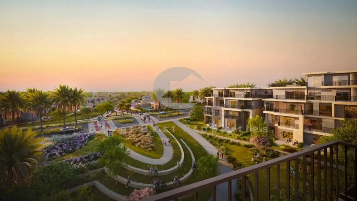 Corner Townhouse in Solana for Sale in Prime Location