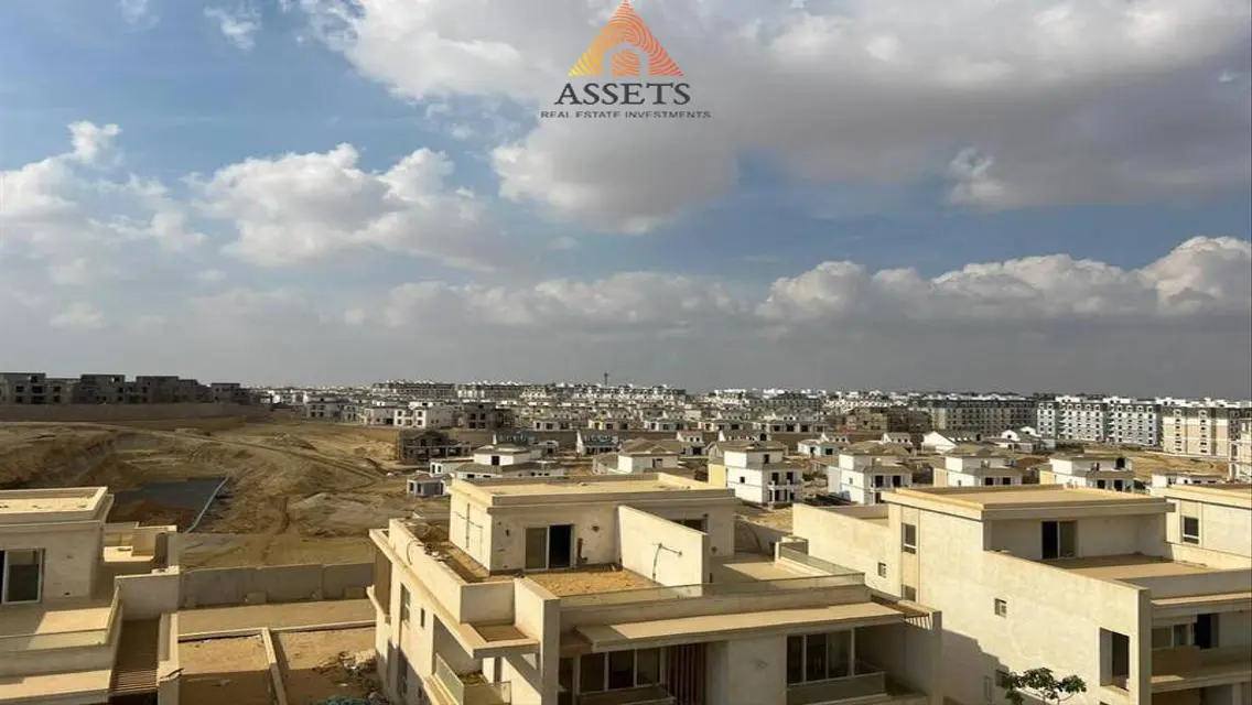 استثمار عقاري فريد مع حديقة ومسبح مشترك