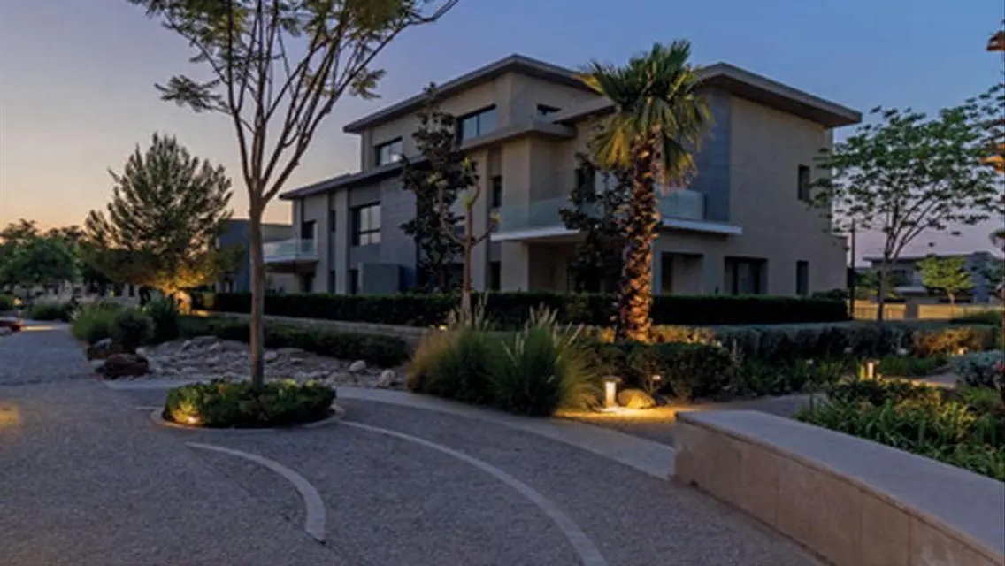 Luxury Apartment with Stunning View at Club Park
