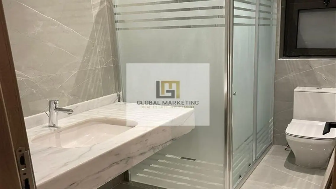 Modern Residential Unit for Sale by the Lakes