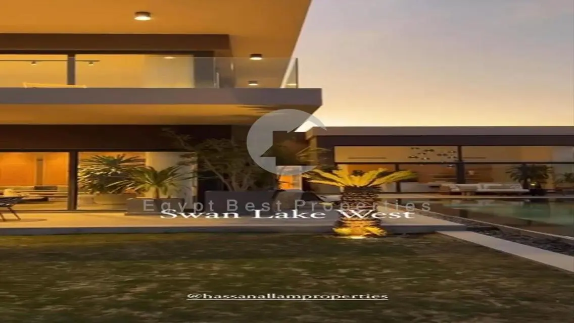 Luxury Home with Private Garden and Pool