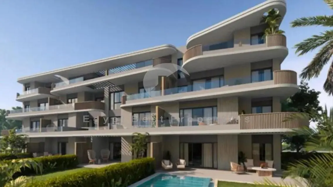 Luxury Home with Private Garden and Pool