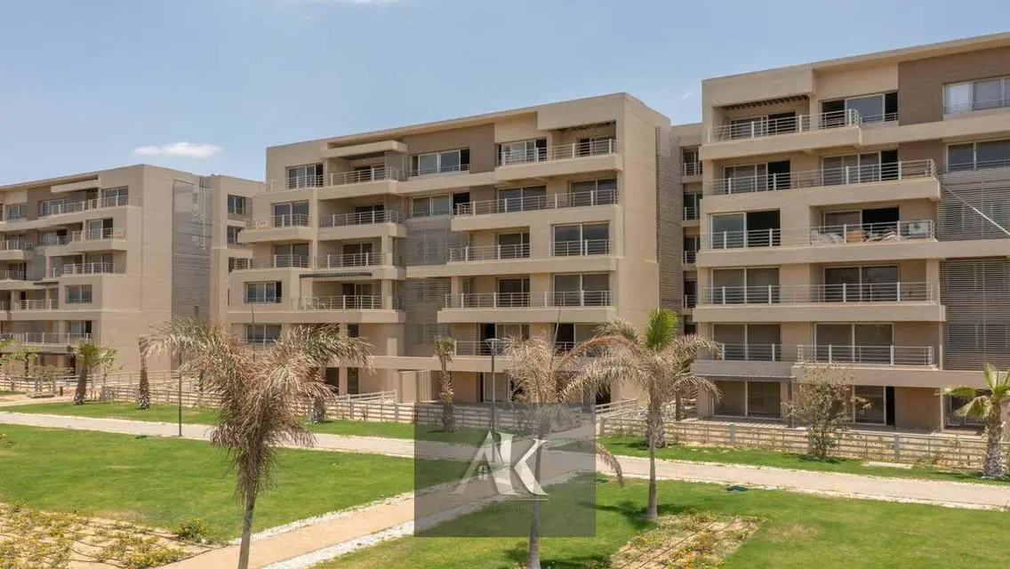 Luxury Apartment with Spacious Layout in the Heart of the City