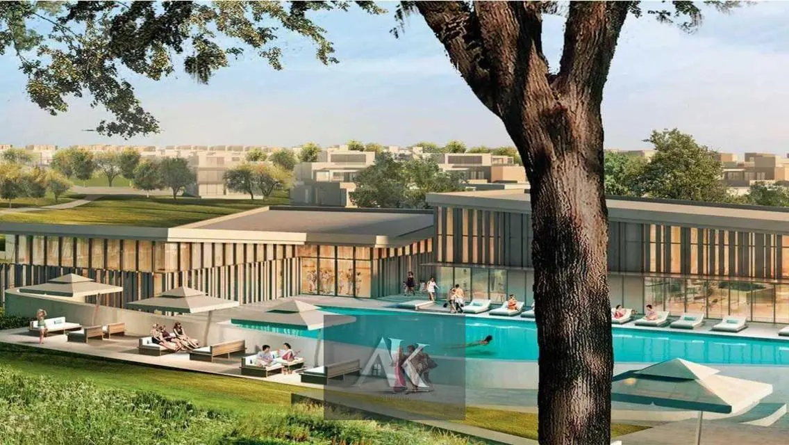 Luxury Apartment with Spacious Layout in the Heart of the City