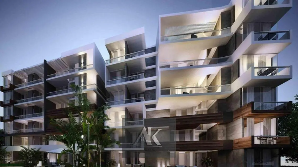 Luxury Apartment with Spacious Layout in the Heart of the City
