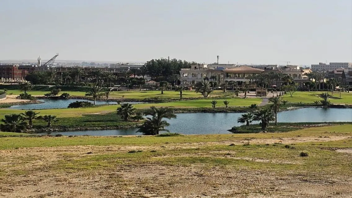 فيلات فاخرة في جولف سيتي - العبور