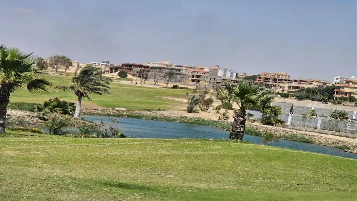 فيلات فاخرة في جولف سيتي - العبور
